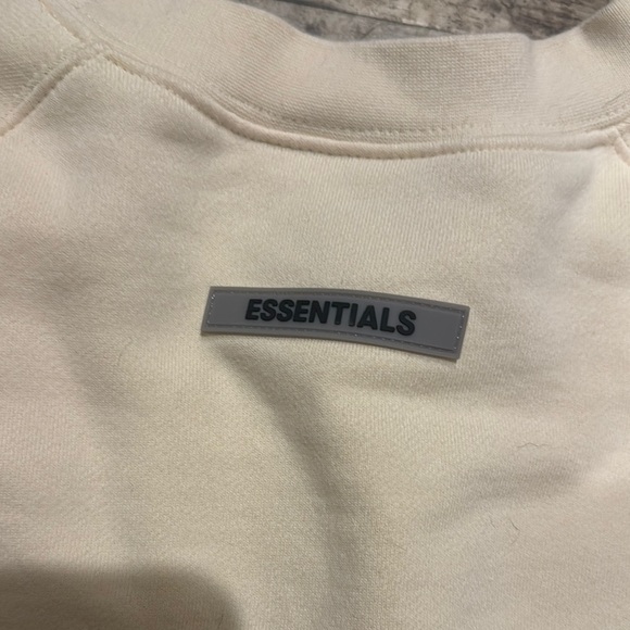 Fear of God Essentials Cream Crewneck Sweatshirt - Picture 5 of 6